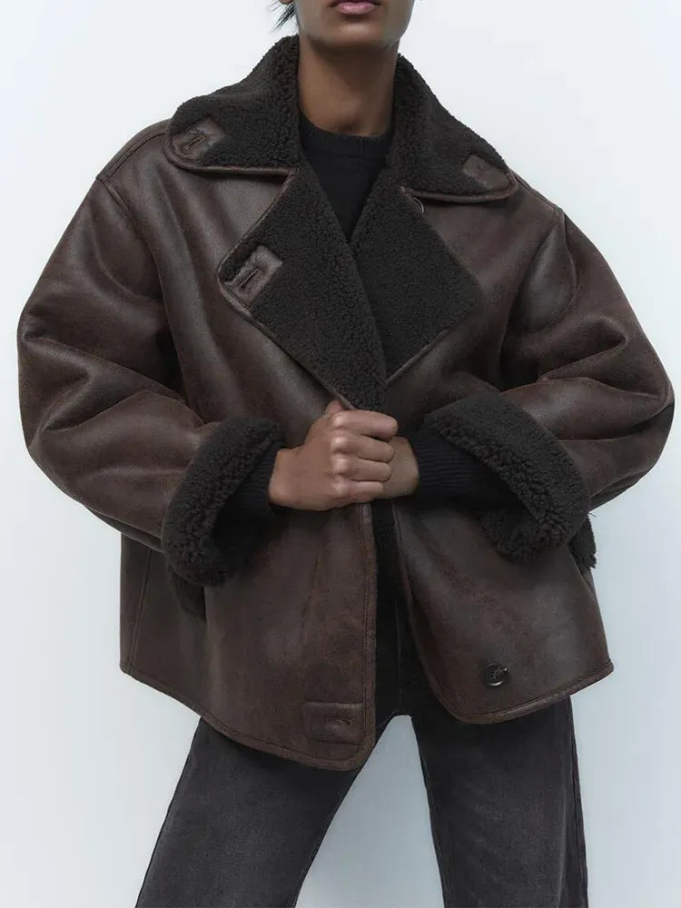 Veste d'hiver oversized femme doublée à large col et poches 1