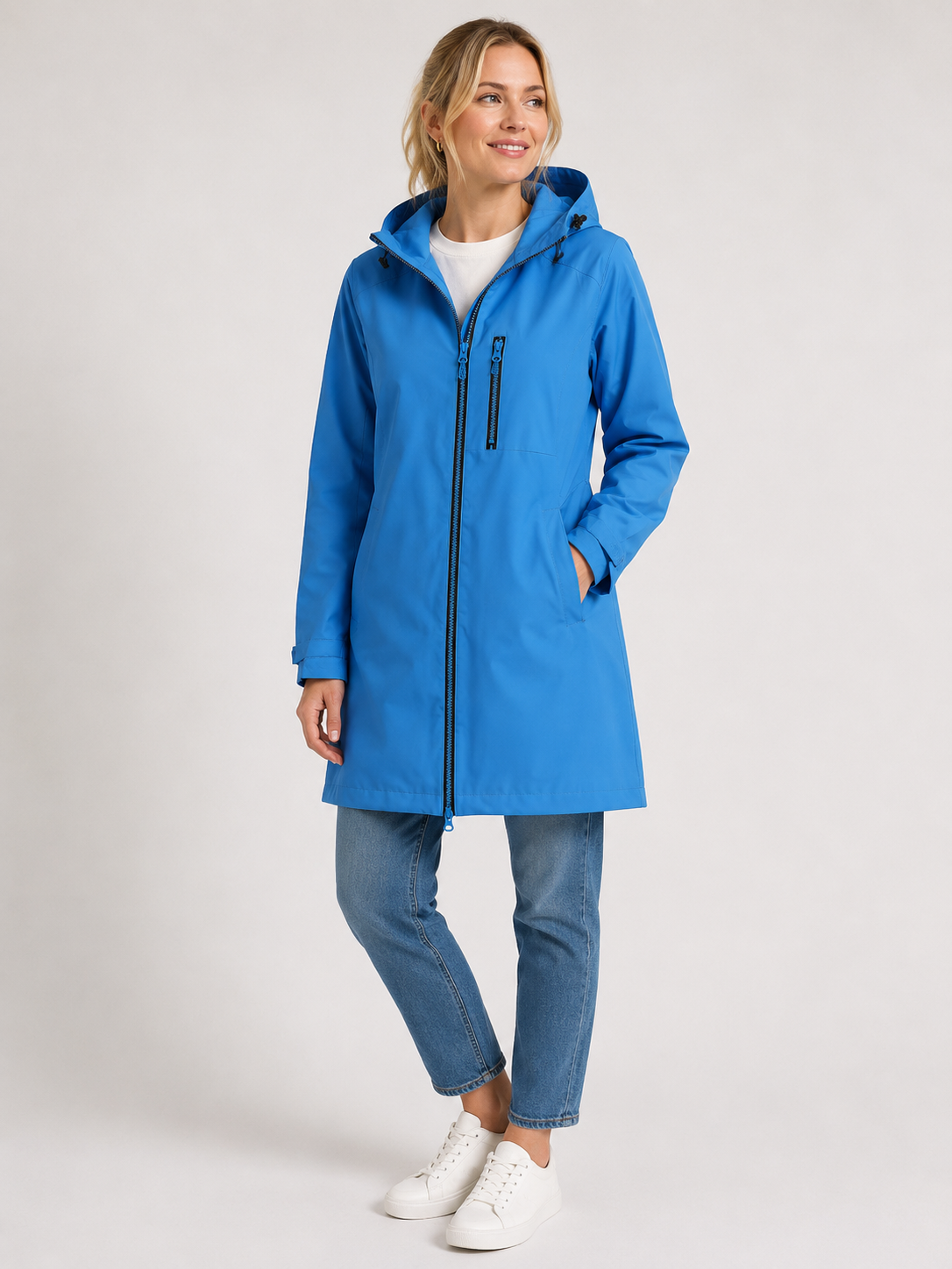 Veste de pluie femme déperlante mi-longue à capuche et poche poitrine zippée 7