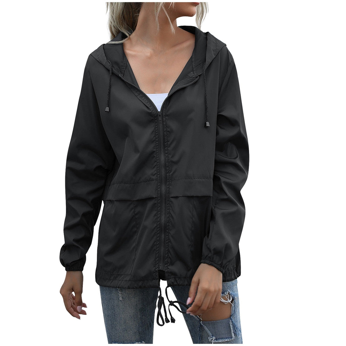 Veste de pluie femme légère et déperlante à capuche avec poches plaquées 4