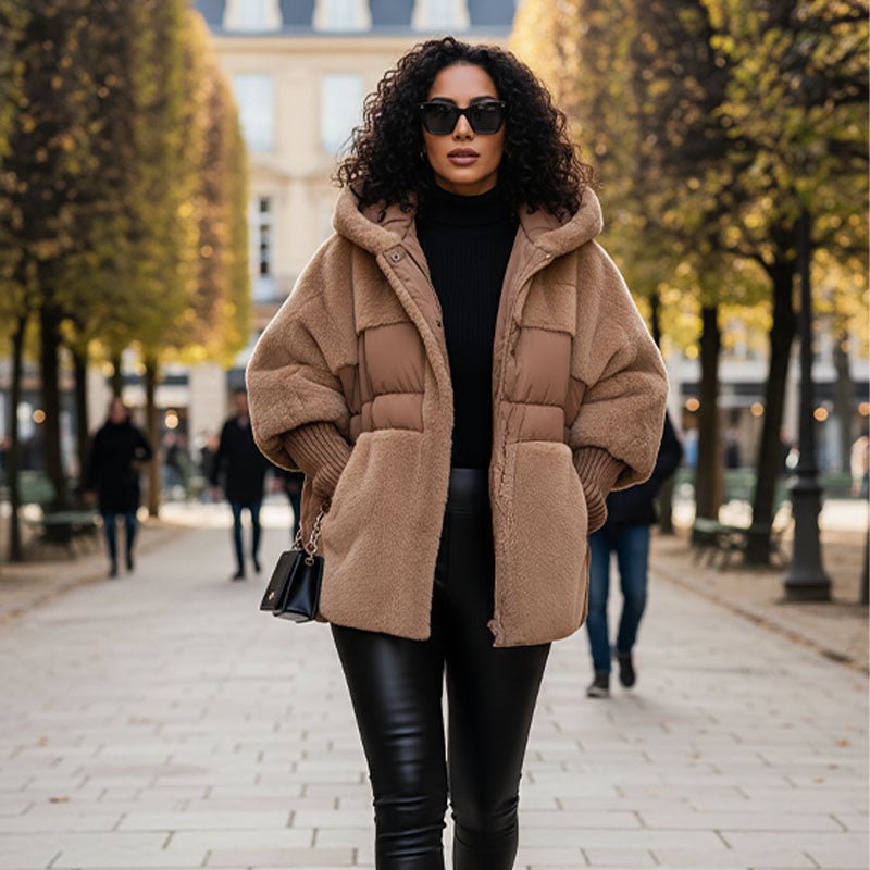 Veste matelassée femme à capuche oversize et doublure en fausse fourrure 8