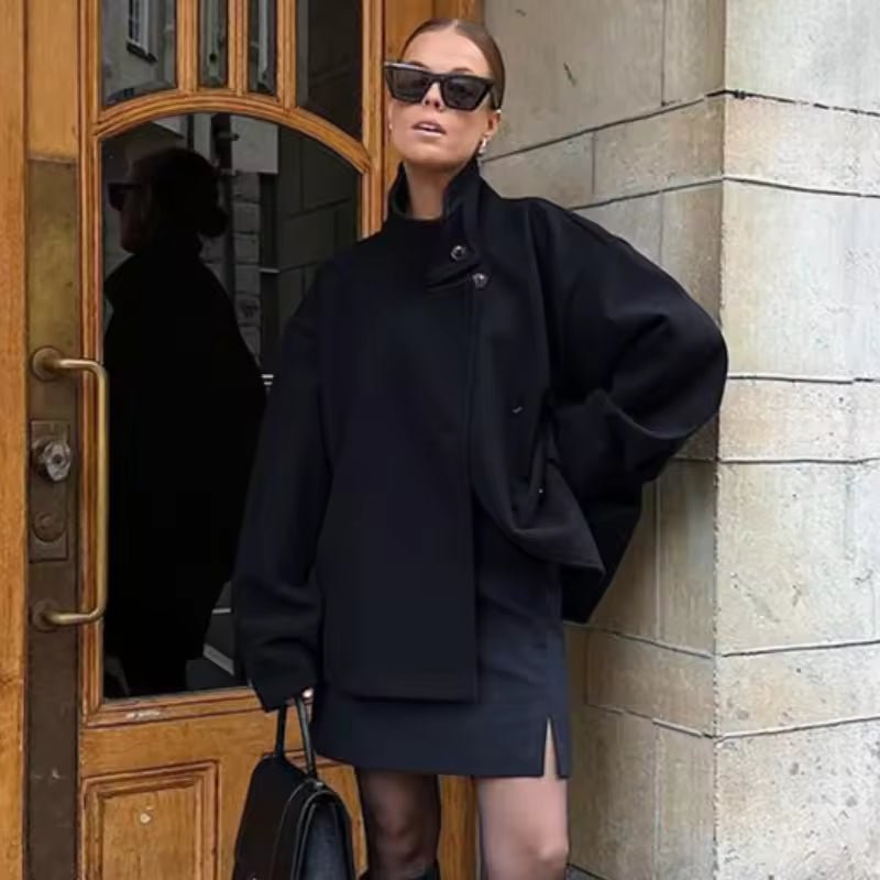Veste mi-saison femme courte et cintrée à double boutonnage 1