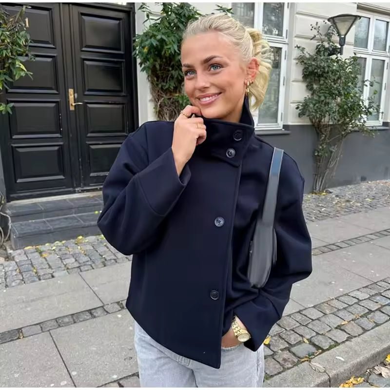 Veste mi-saison femme courte et cintrée à double boutonnage 6