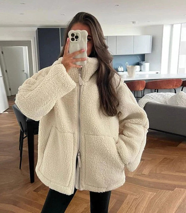 Veste polaire femme en sherpa à col montant coupe droite 3