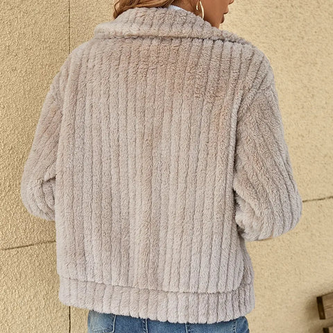 Veste teddy femme courte en fausse fourrure à col revers zippée 6